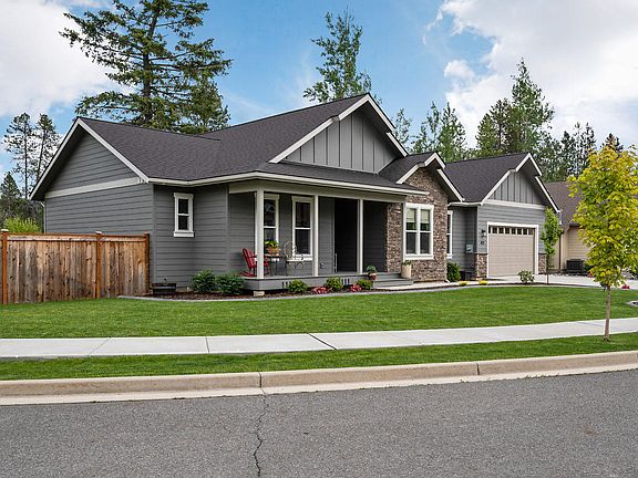 3rd image of 823 Northview Dr