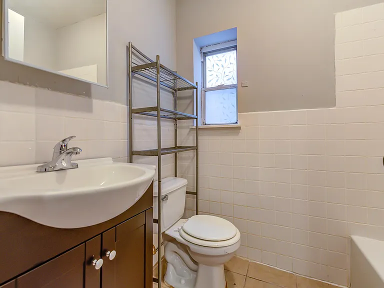 327 N Preston St #2 — Photo 19