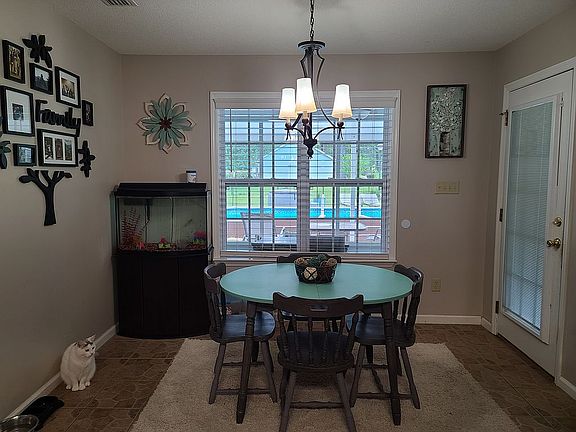 2nd image of 4320 Lenora Dr