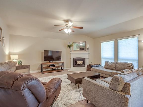 5th image of 15920 Dorrington Dr