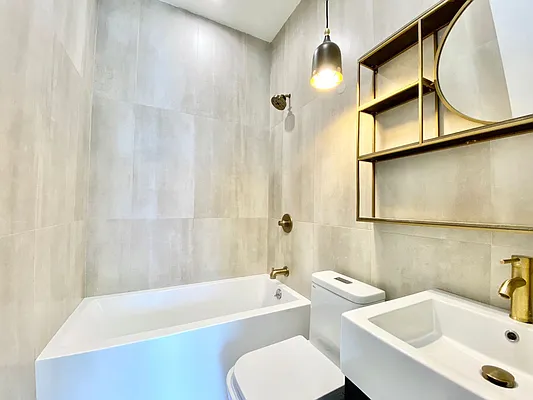 Rented by Doorway NYC, LLC | media 47