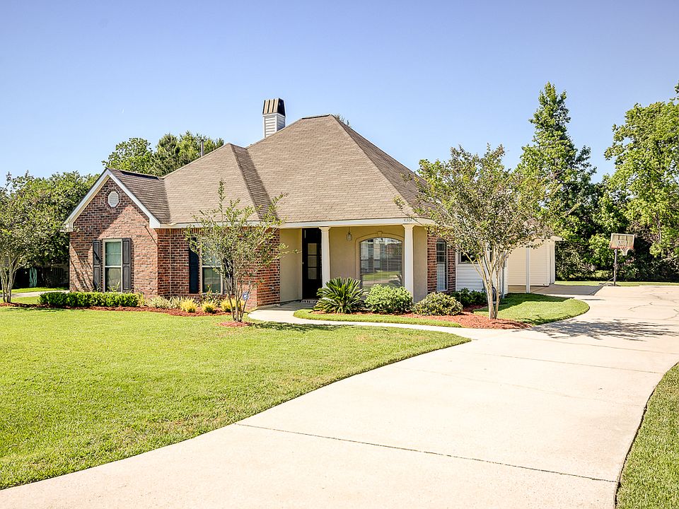 1st image of 41364 N Autumn Ave