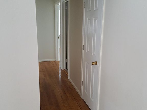 4th image of 7021 Lafayette Ave