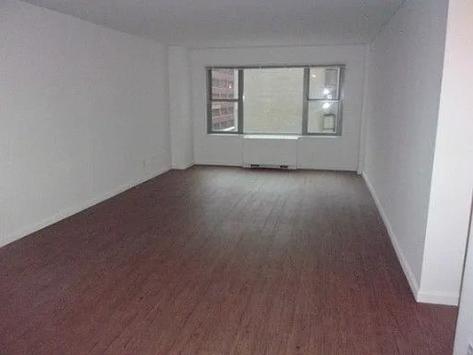 Rented by Carlyle Property Management | media 3