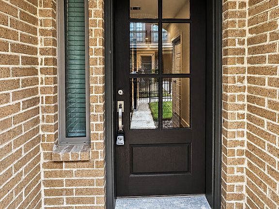 5th image of 1367 Branchwood Pl
