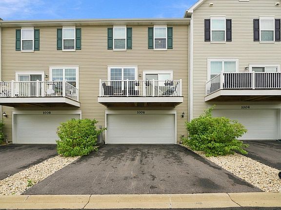 3rd image of 1006 Neubauer Cir