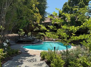 2040 W Middlefield Rd APT 14, Mountain View, CA 94043