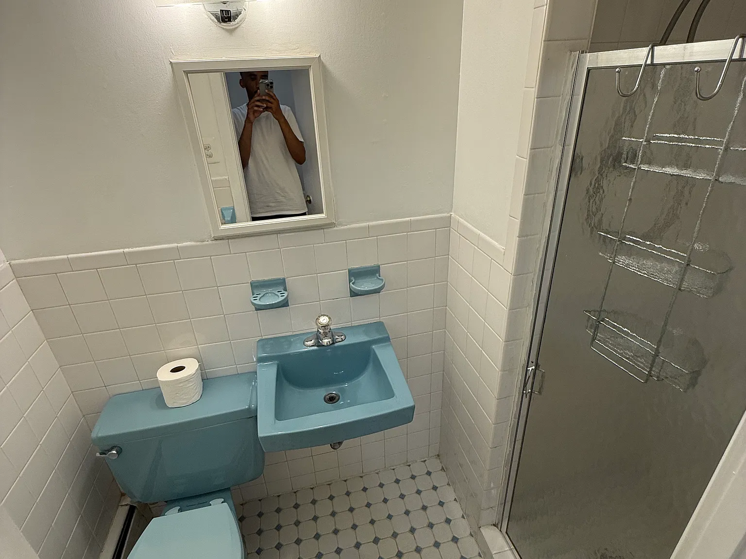 2 bed, 1200 sqft, $1,600 — Photo 3