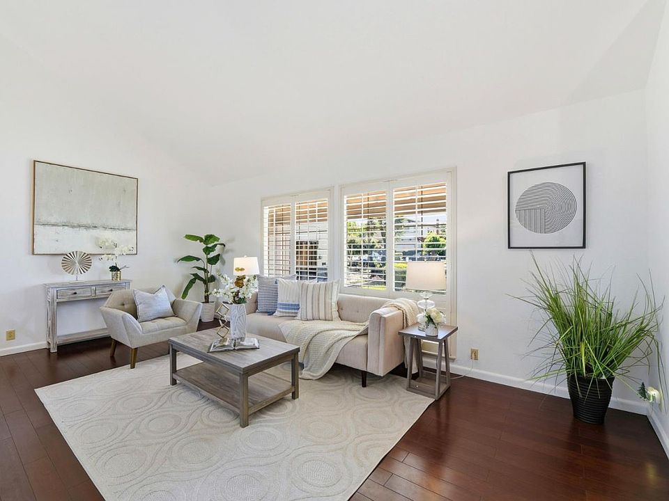 1st image of 3607 Deedham Dr