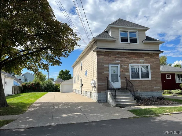 236 Crocker St, Buffalo, NY 14212