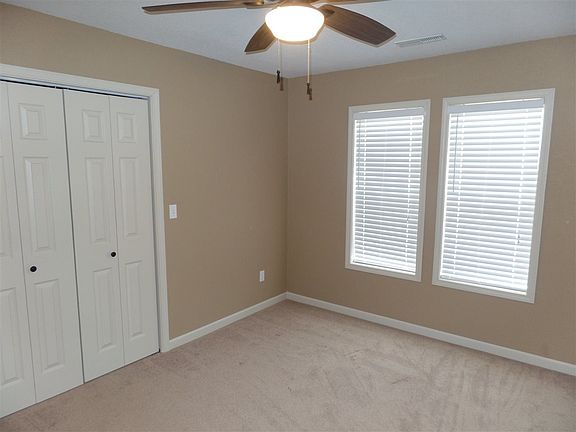 4th image of 1042 Butler St