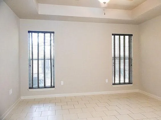 204 S General Pershing St — Photo 4