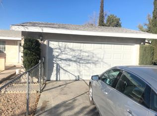 16230 Smoke Tree St, Hesperia, CA 92345