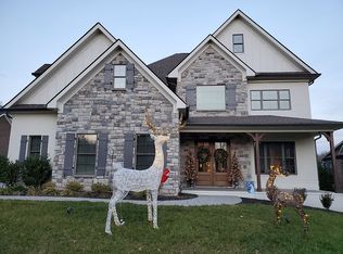 624 Stone Villa Ln, Knoxville, TN 37934