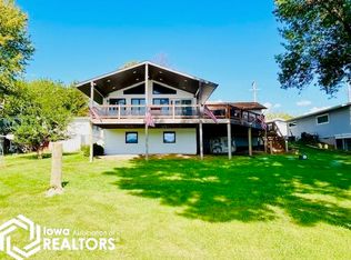 312 Center Point Dr, Montezuma, IA 50171