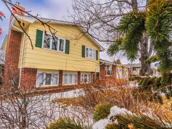 1709 Barratt St, Laramie, WY 82070