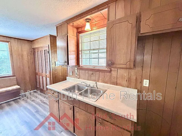 3856 Warrington Cv — Photo 11