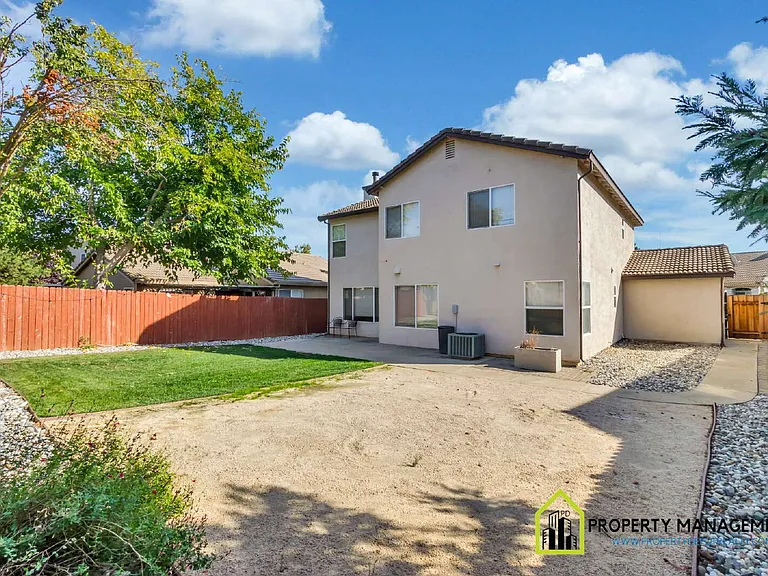 10118 Hampton Oak Dr — Photo 49