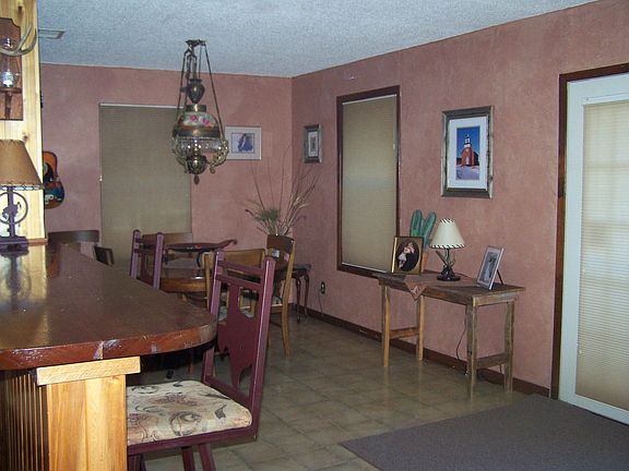 4th image of 323 Frank Keasler Blvd
