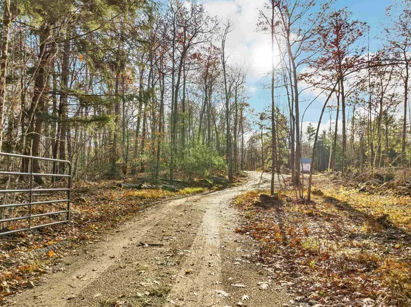 1042 Suncook Valley Road, Barnstead, NH 03225