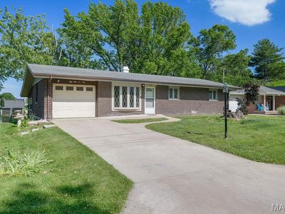 5105 Staten Dr, Godfrey, IL, 62035