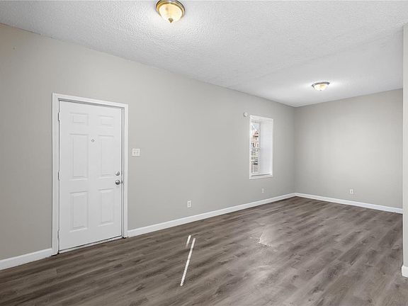 5th image of 4324 Delor St