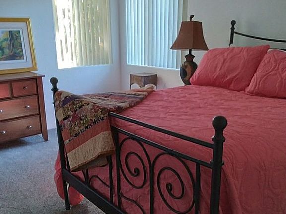 Office space or 4th bedroom 