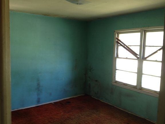 5th image of 1853 Corrine Dr