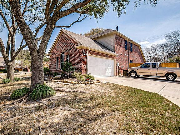 4th image of 920 Briar Oaks Dr