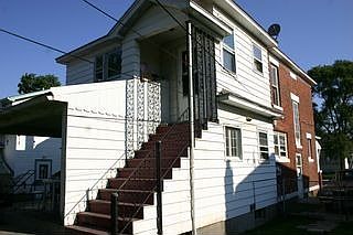 Building Photo 3