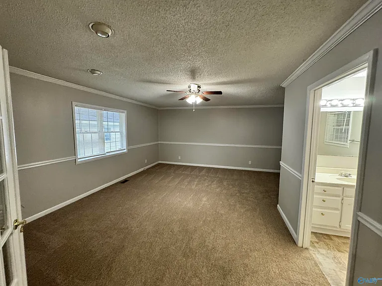 3812 Melody Cir NE — Photo 9