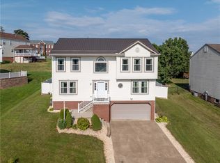 111 Stratford Ct, New Stanton, PA 15672