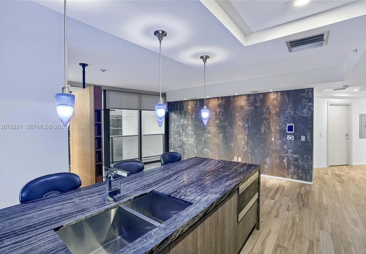 801 Sma Residences Condo — Photo 2