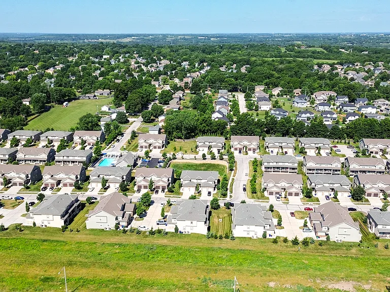 Prairie Pines Townhomes — Photo 56