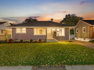 135 W 10th St, Chicago Heights, IL 60411