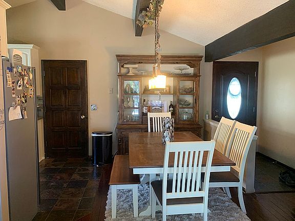 Upstairs dinning room 