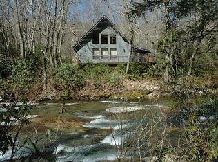 45 Sweetwater Rdg, Burnsville, NC 28714