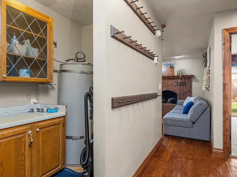 892 S Cambridge Dr — Photo 13