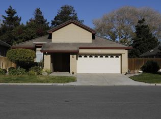 17695 Riverbend Rd, Salinas, CA 93908