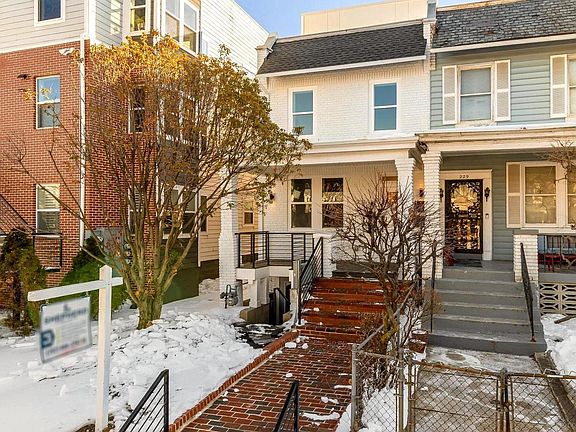 2nd image of 231 S St NE #2