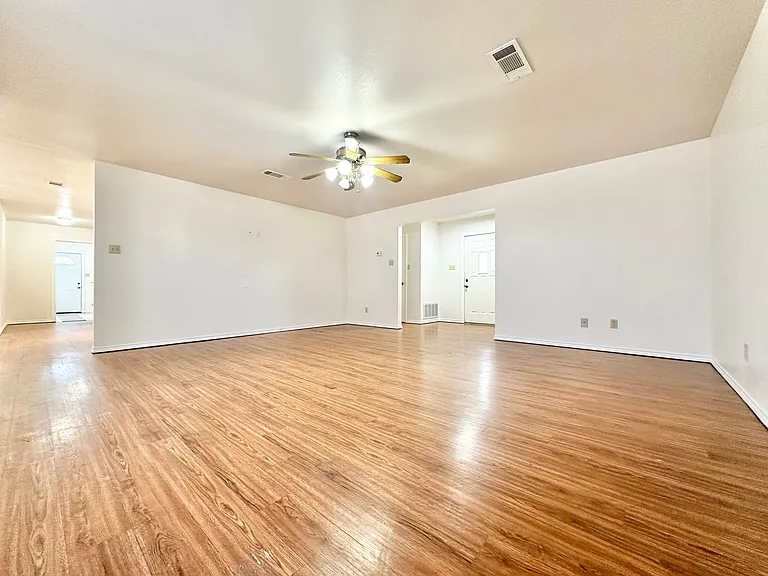 8869 Liberty Rd — Photo 3