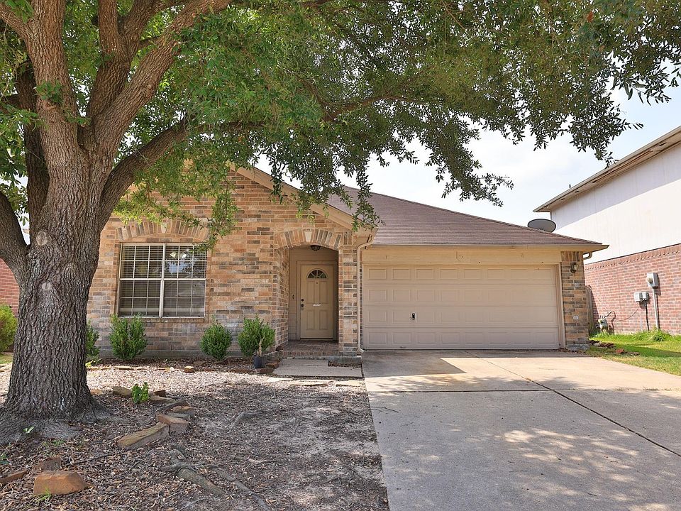 1st image of 2722 Hidden Spring Vale Dr