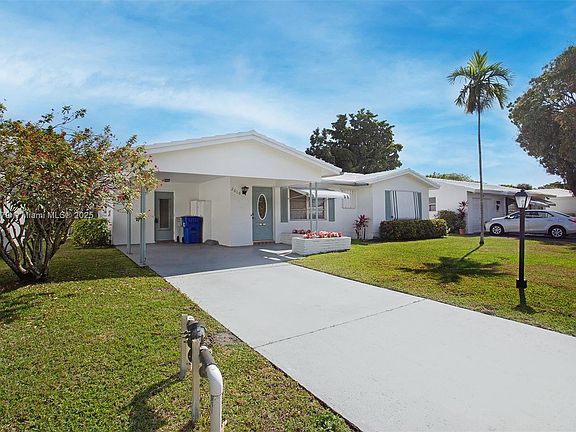 3rd image of 2610 E Golf Blvd
