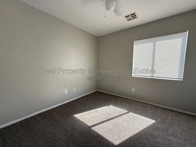 22621 W Yavapai St — Photo 16