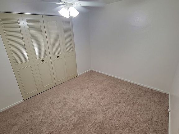 5th image of 56-60-72 76th S #9729f9474