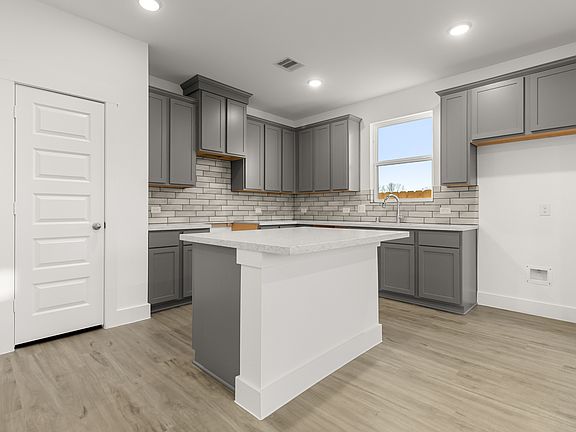 4639 Mesquite Trail