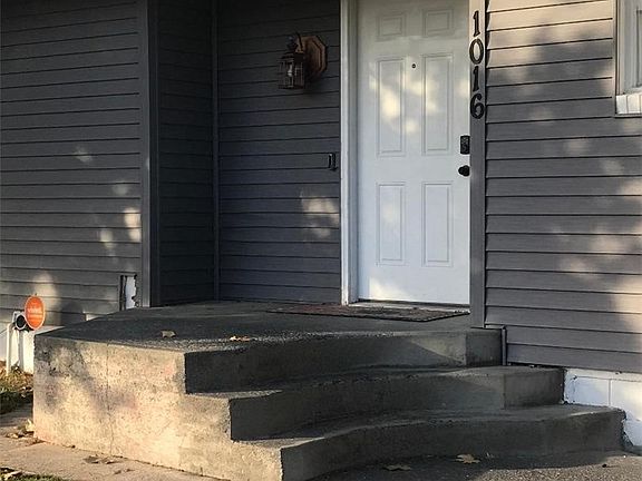 3rd image of 1016 E Hill Ave