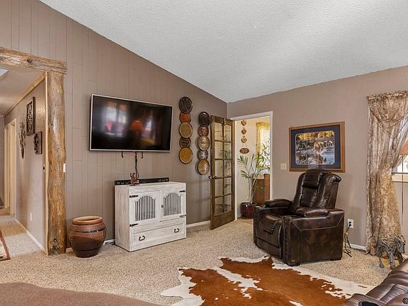 3rd image of 1052 County Road 119