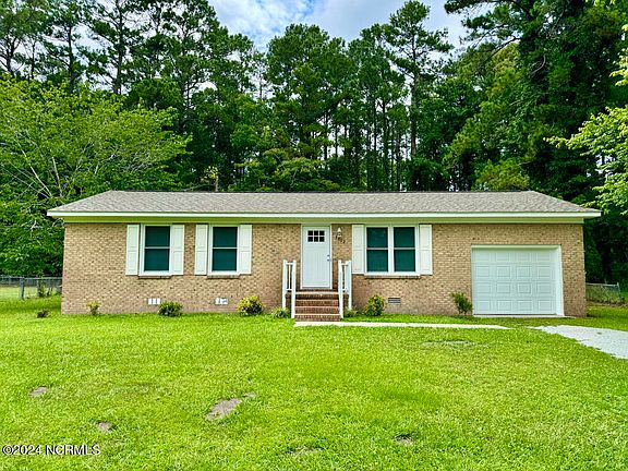 2nd image of 3802 Brandywine Dr