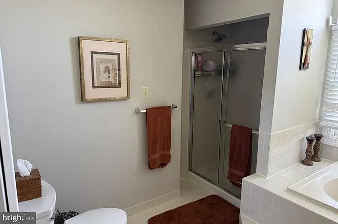 88 Granville Way — Photo 29
